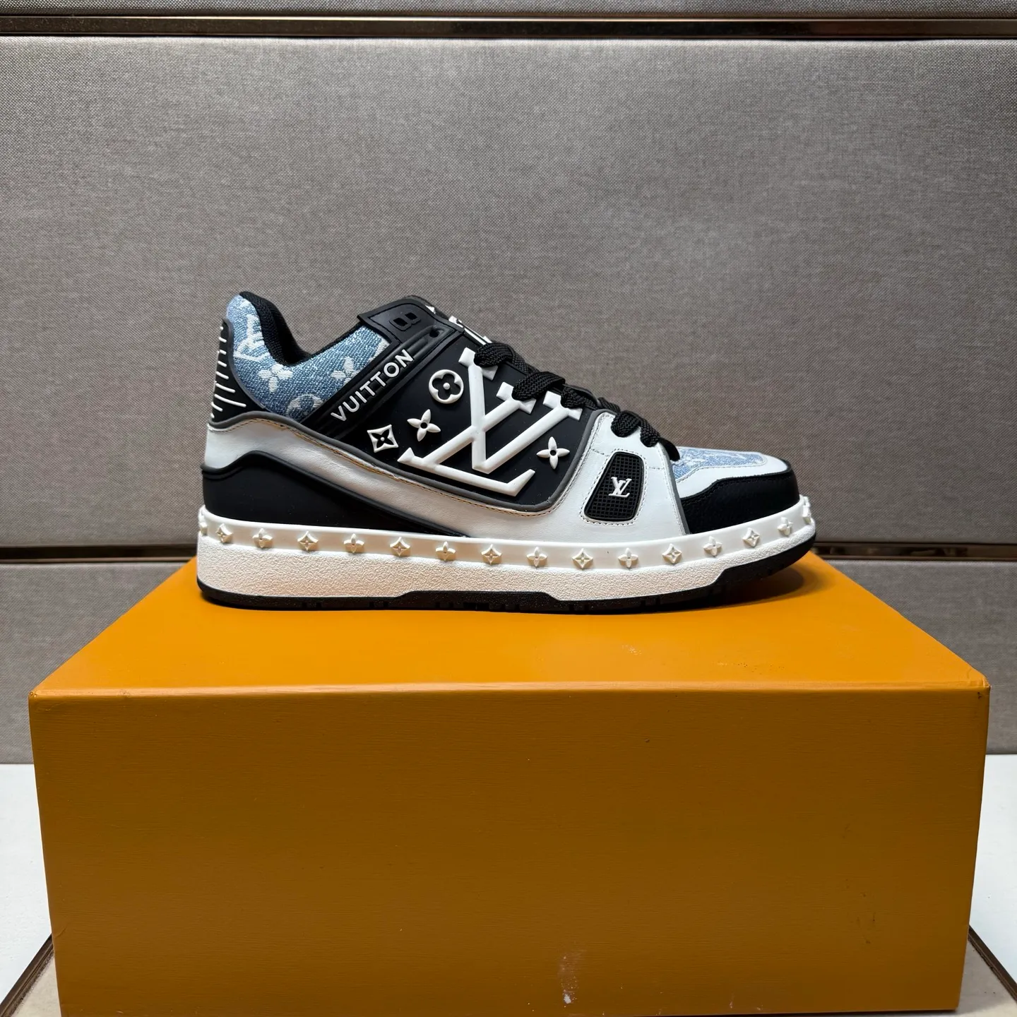 Men's men's shoes 💰pp620 [LV～] Men's casual shoes 2025z cabinet sales simultaneously 🔶Size: 38-44#️⃣ 🔷2 colors🔜The upper is made of multi-material splicing➕Mesh lining, comfortable and breathable, sole: original comfortable and wear-resistant outsole, ⚠️real thing📱photographed🎬real thing is better📢📢📢
